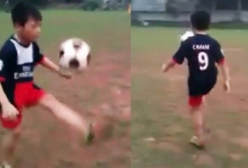 VIDEO: Màn tâng bóng bằng ống đồng của 1 cậu bé Việt