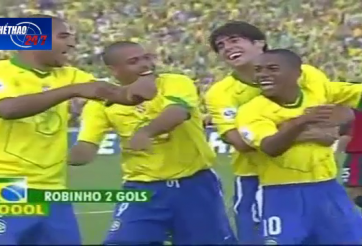 VIDEO: Pha phối hợp ghi bàn đậm chất Samba của Robinho, Ronaldo, Kaka...