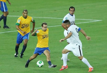 VIDEO: Ronaldo 'béo' tái xuất với pha đi bóng sở trường