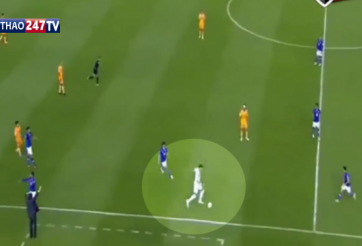 VIDEO: Thủ môn liều lĩnh rê bóng lên giữa sân ở giải VĐQG Mexico