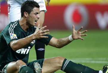 VIDEO: Xem phản ứng của Ronaldo khi bỏ lỡ khó tin cuối tuần qua