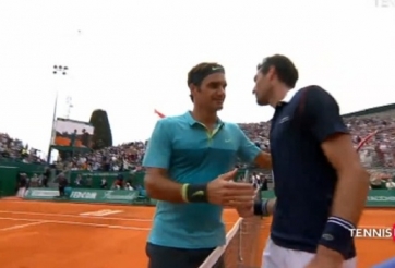 Monte Carlo Masters 2015: Federer tốc hành vào vòng 3