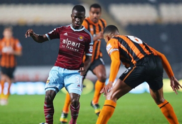 Chelsea muốn đưa Valencia về Stamford Bridge