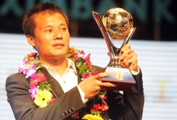 QBV Lương “dị”: Phủi nhất sân chuyên và chuyên nhất trên sân phủi