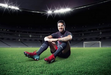 Fabregas khoe ‘vũ khí mới’ trước trận đấu với Man Utd