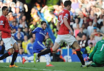 Video clip bàn thắng: Chelsea 1-0 MU - Người hùng Hazard
