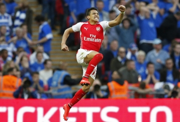 Vượt Man Utd, Arsenal đi vào lịch sử FA Cup