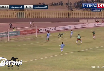 VIDEO: Pha phản lưới nhà không thể tin nổi của 1 thủ môn