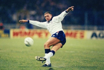 VIDEO: Siêu phẩm rabona thành bàn từ khoảng cách hơn 25m