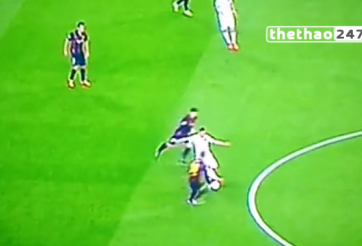 VIDEO: Pha bóng Verratti làm xiếc trước Messi, Suarez và Busquets