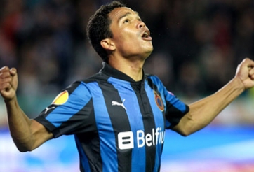 Man Utd đưa Carlos Bacca về thay Radamel Falcao