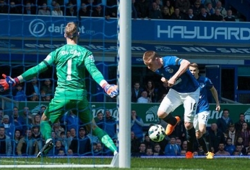 VIDEO: Sai lầm của hàng thủ Man Utd giúp Everton mở tỷ số