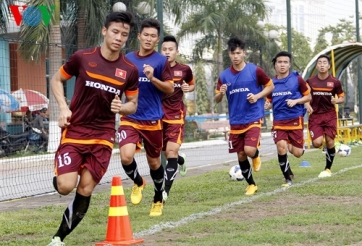 Đổi lịch thi đấu, HLV Miura vẫn “quay cuồng” với U23 VN và ĐTQG