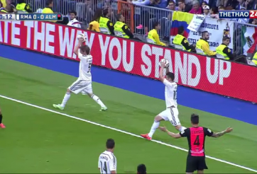 VIDEO: Pha ném biên siêu hài của Coentrao và James Rodriguez