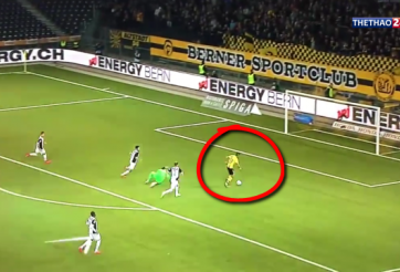 VIDEO: Pha bỏ lỡ gây sốc nhất tuần qua ở giải Thụy Sỹ