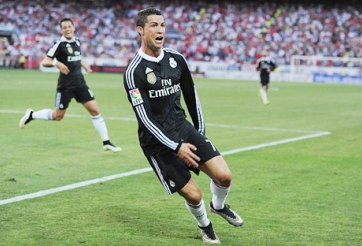 Ronaldo ghi nhiều hattrick nhất trong lịch sử La Liga