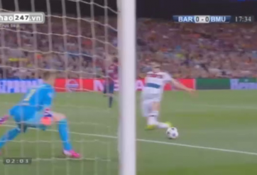 VIDEO: Pha đệm bóng hụt đáng tiếc của Lewandowski