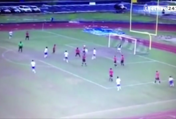 VIDEO: Pha kiến tạo và ghi bàn bằng phong cách 'xe đạp chổng ngược' đẳng cấp