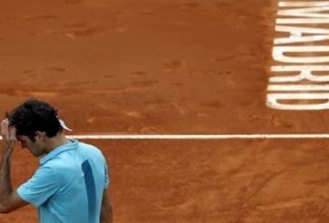 Madrid Masters 2015: Thi đấu cầm chừng, Federer thua sốc tại vòng 2