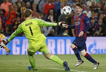 Messi lần đầu chọc thủng lưới Neuer