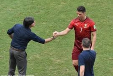 VIDEO: Những hành động kỳ quặc của Joachim Loew