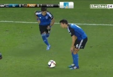 VIDEO: Dàn xếp đá phạt cực kỳ thông minh