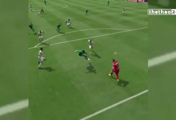 VIDEO: Pha ghi bàn 'siêu ảo' trong FIFA