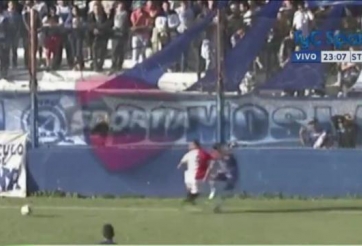 VIDEO: Pha va chạm kinh hoàng khiến cầu thủ thiệt mạng ở Argentina