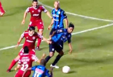 VIDEO: Pha đánh gót kiến tạo cực đẹp của Ronaldinho trong tuần qua