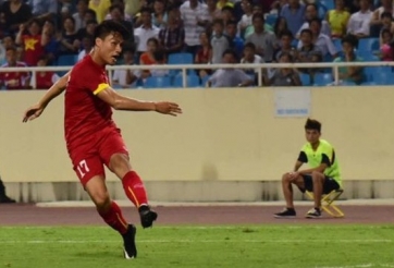 VIDEO: Mạc Hồng Quân dứt điểm ở góc hẹp mở tỷ số cho Việt Nam