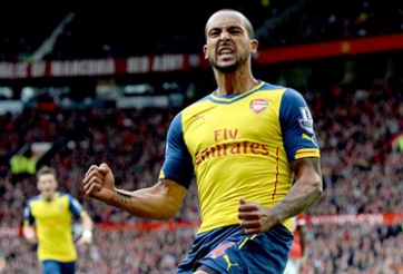 Theo Walcott ra “yêu sách” với Arsenal