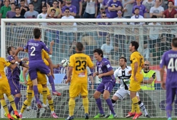 Video clip bàn thắng: Fiorentina 3-0 Parma (VĐQG Italia 2014/15)