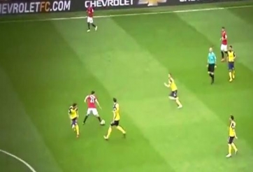 VIDEO: Ander Herrera múa bóng qua 3 cầu thủ Arsenal