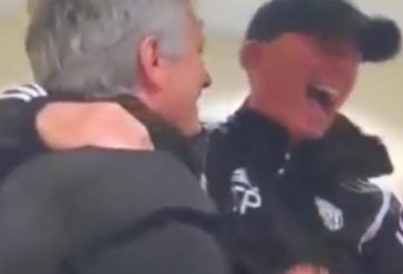 VIDEO: Hình ảnh chưa từng thấy ở HLV Mourinho