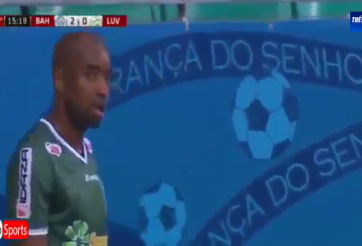 VIDEO: Siêu phẩm sút phạt góc thành bàn của sao Brazil