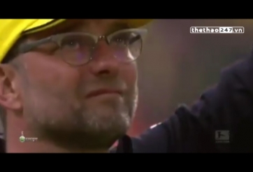 VIDEO: Jurgen Klopp rơi nước mắt trước tình cảm của CĐV Dortmund