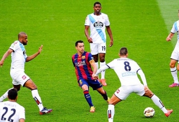 VIDEO: Màn trình diễn đáng nhớ của Xavi trong trận đấu chia tay Barca