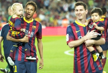 VIDEO: Lần đầu Messi khoe con trai kháu khỉnh trong lễ ăn mừng tại Nou Camp