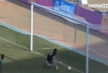 VIDEO: Hàng thủ ngớ ngẩn nhất mà bạn từng thấy