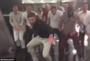 VIDEO: Gerrard và đồng đội “nhảy múa” tưng bừng trong ngày chia tay