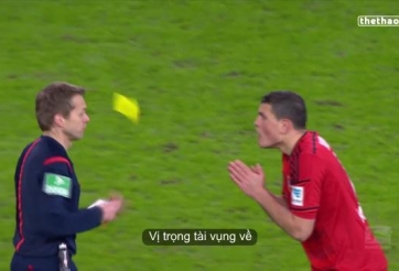 VIDEO: 10 khoảnh khắc hài hước nhất Bundesliga 2014-15