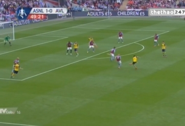 VIDEO: Tuyệt phẩm của Sanchez nâng tỷ số lên 2-0 cho Arsenal