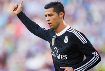 Ronaldo nhận giải Cầu thủ xuất sắc nhất tháng của La Liga