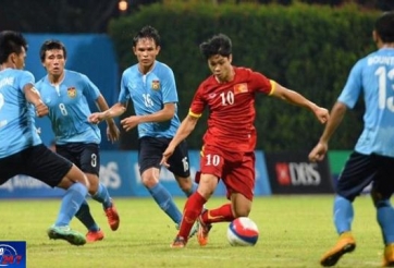 Video SEA Games 28: Màn trình diễn của Công Phượng vs U23 Lào