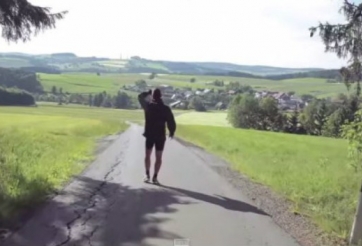 VIDEO: Hành trình đi xuyên châu Âu để xem chung kết C1 của CĐV Juventus