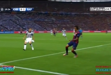 VIDEO: Tình huống trọng tài bỏ qua quả 11 m của Barcelona