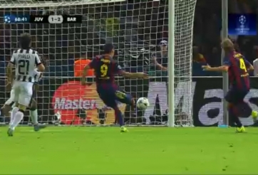 VIDEO: Suarez ghi bàn giúp Barca tái lập thế dẫn trước