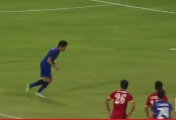 Video U23 Việt Nam - U23 Thái Lan: Thái Lan được hưởng 1 quả penalty