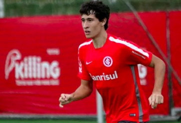 Man Utd tìm được người thay thế Carrick