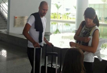 Pep Guardiola bất ngờ có mặt ở Việt Nam